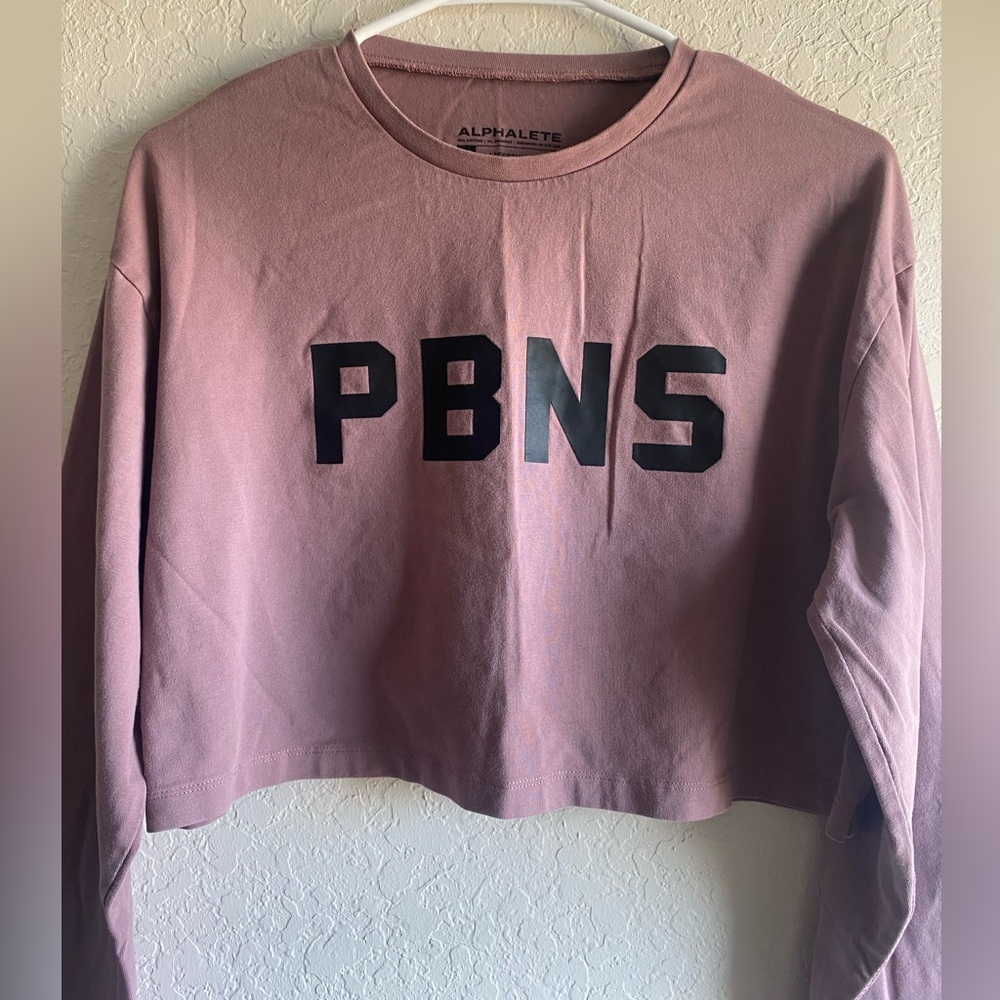 Alphalete PBNS Crop Long Sleeve Tee ~ Medium - Picture 4 of 7